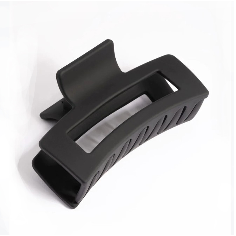 Apa yang menjadikan cakar rambut mesti mempunyai aksesori untuk gaya rambut moden?